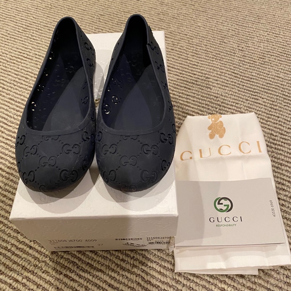 Girls Navy blue Gucci cutout shoes sz 27/ 10